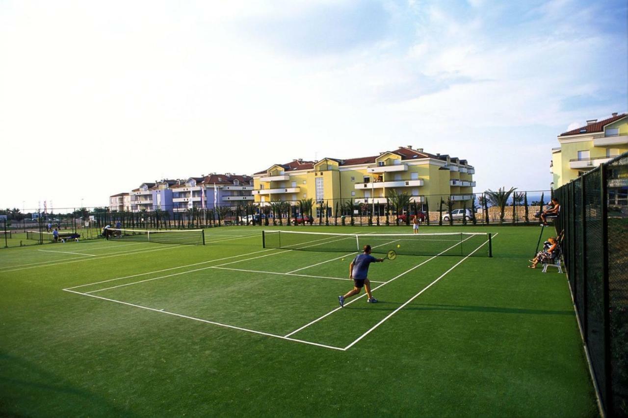 Apartment Katarina Crveni Vrh Luaran gambar