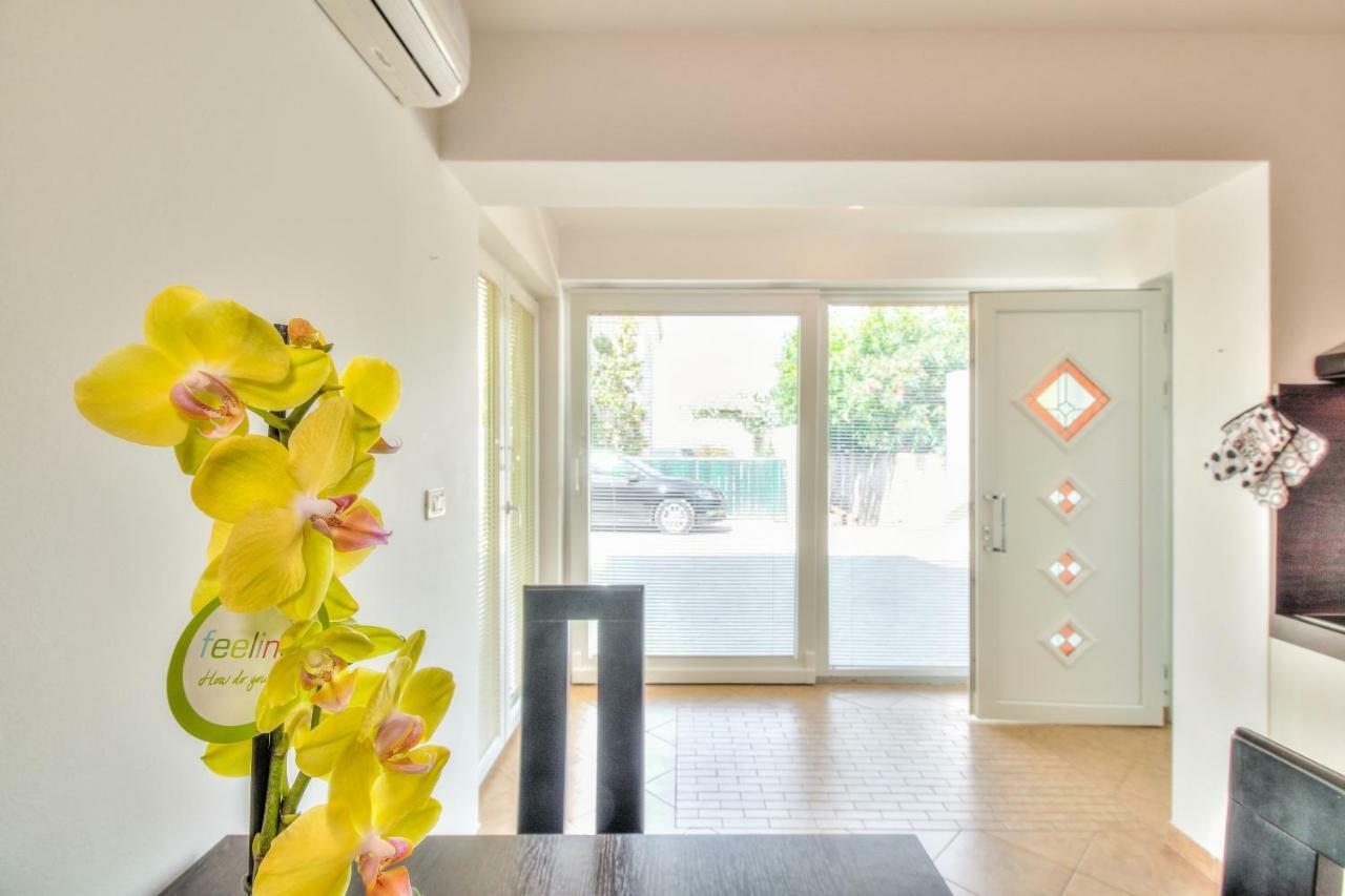Apartment Katarina Crveni Vrh Luaran gambar
